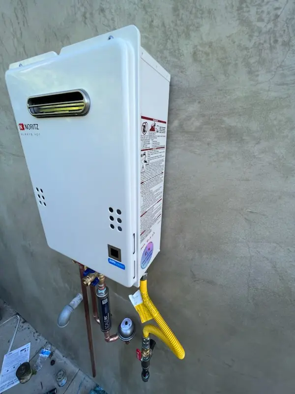 Tankless water heater installation for Chisholm Ridge homes